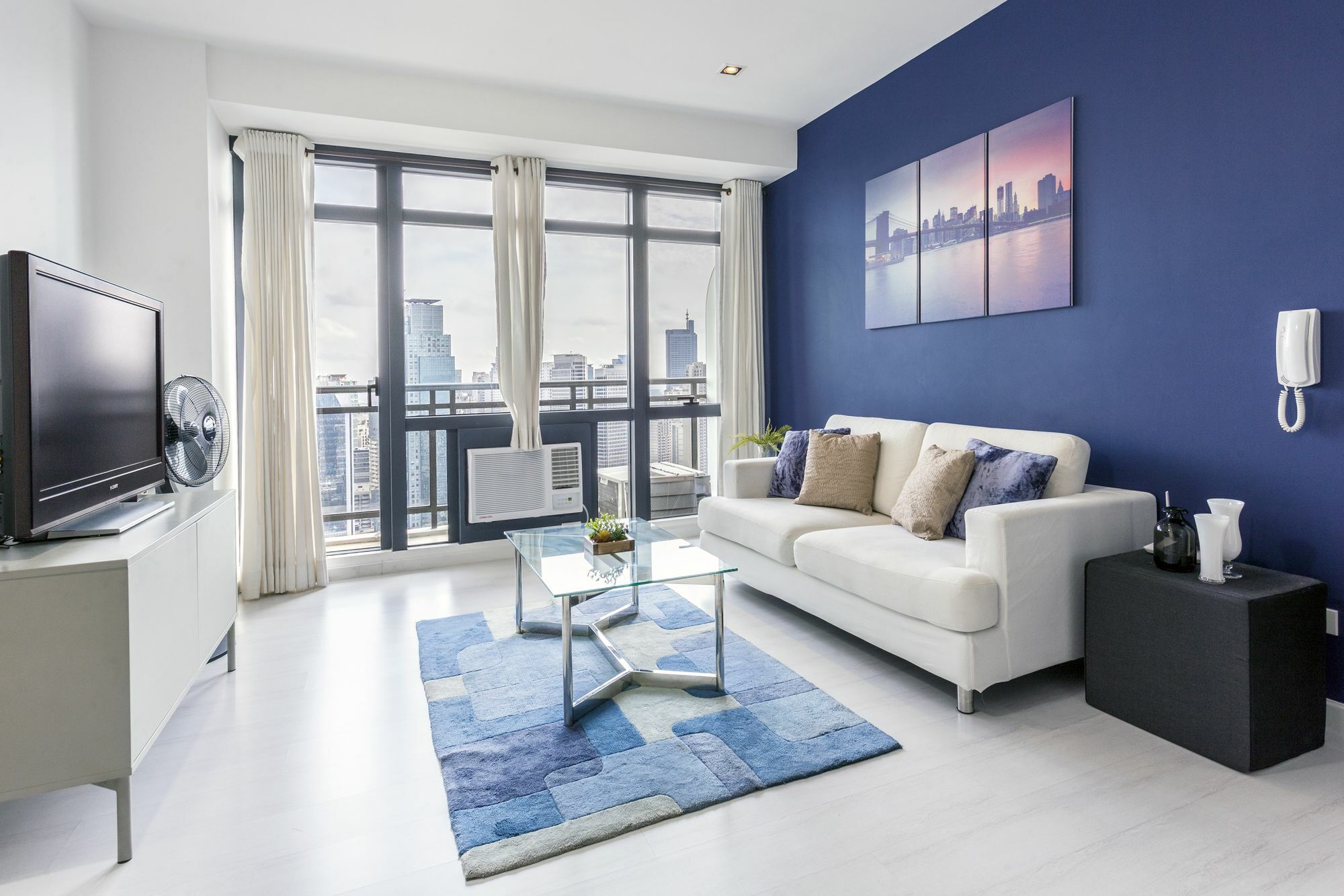 The Gramercy Residences By Stayhome Asia Макати Экстерьер фото
